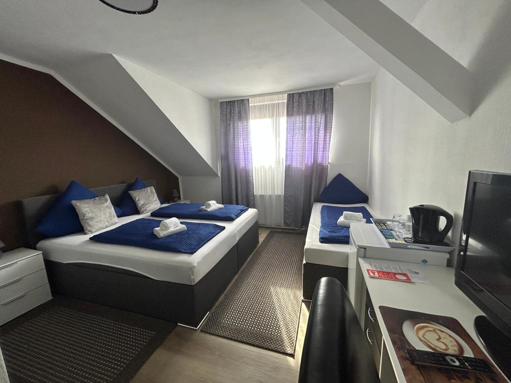 Hotel Hasselberg 카이저슬라우테른 외부 사진