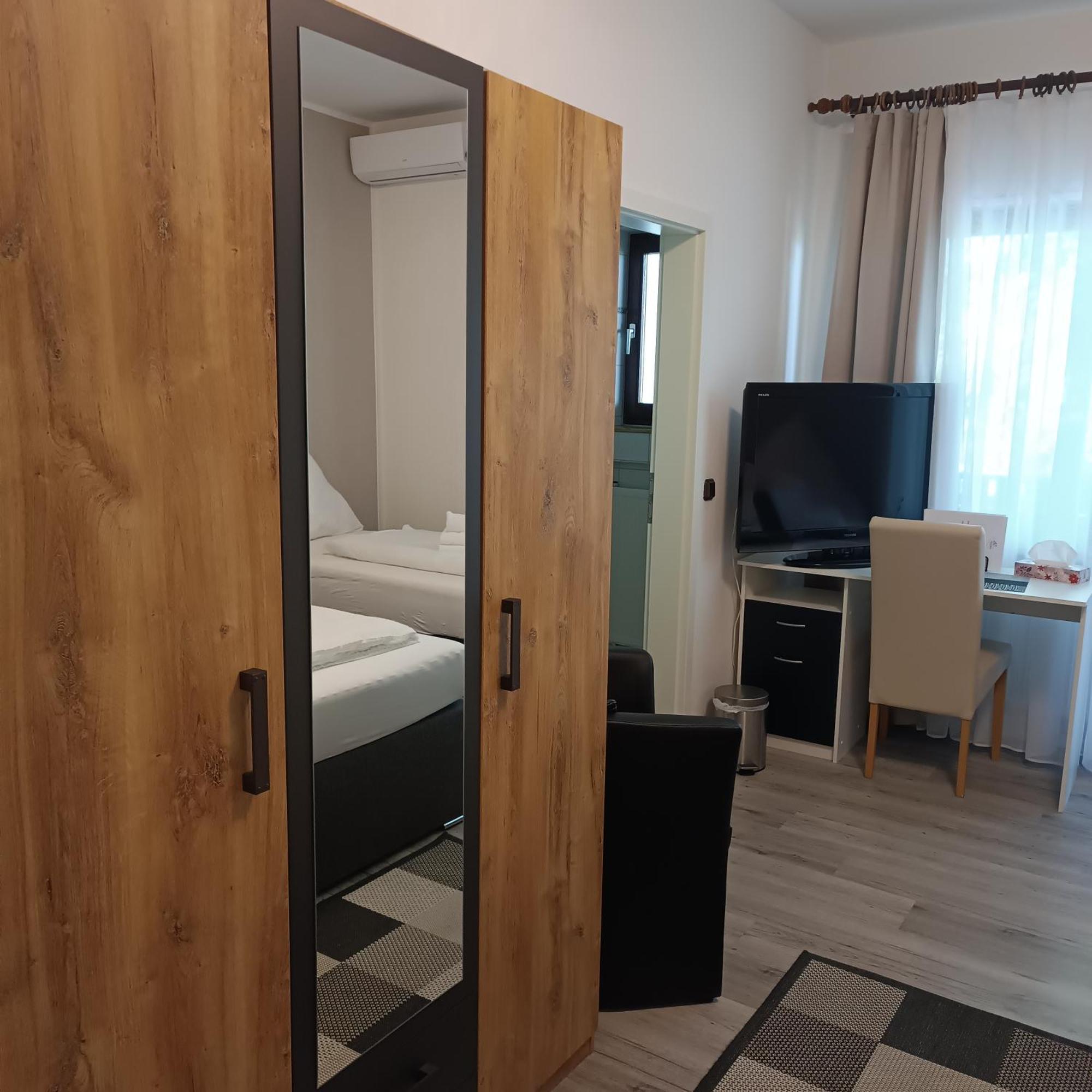 Hotel Hasselberg 카이저슬라우테른 외부 사진