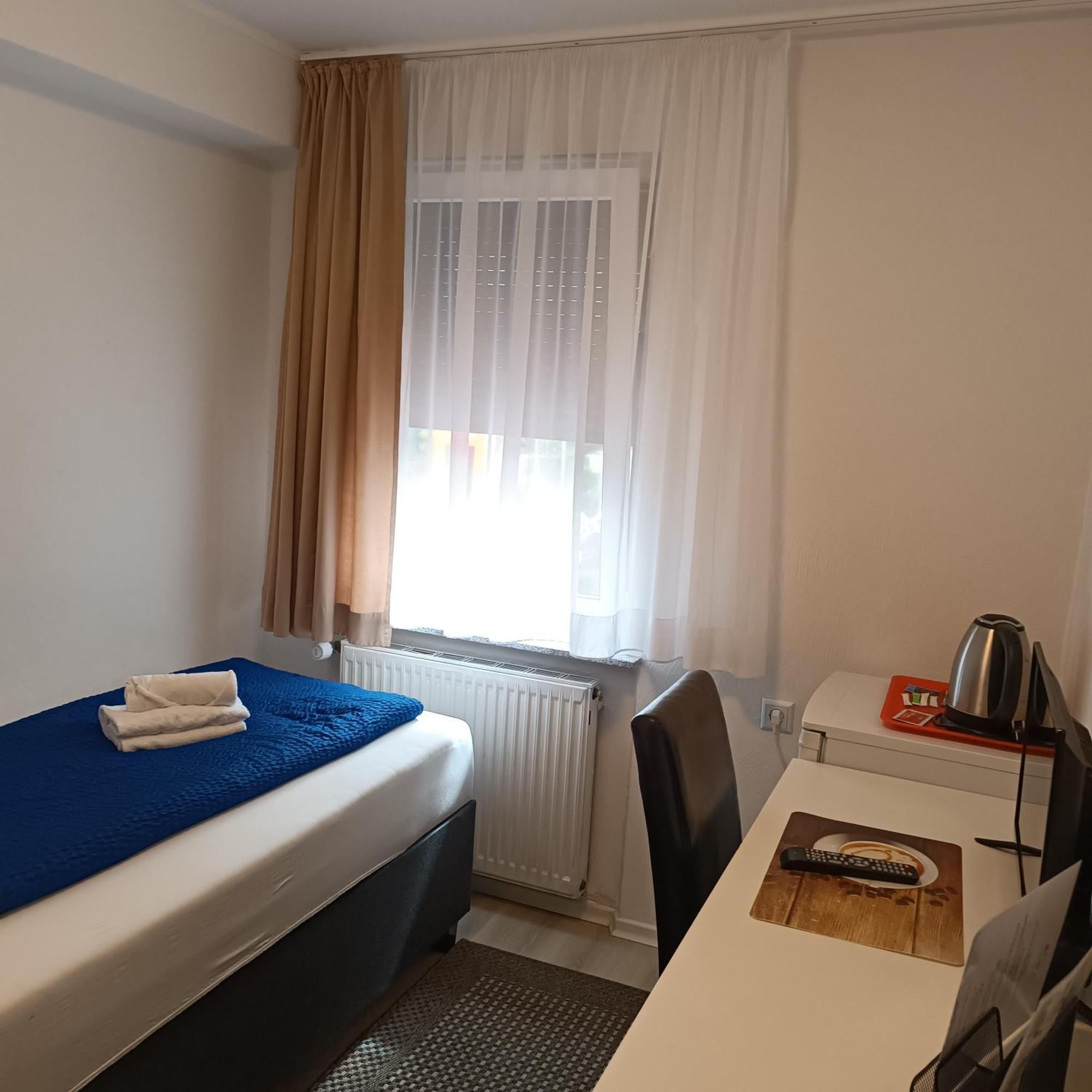 Hotel Hasselberg 카이저슬라우테른 외부 사진