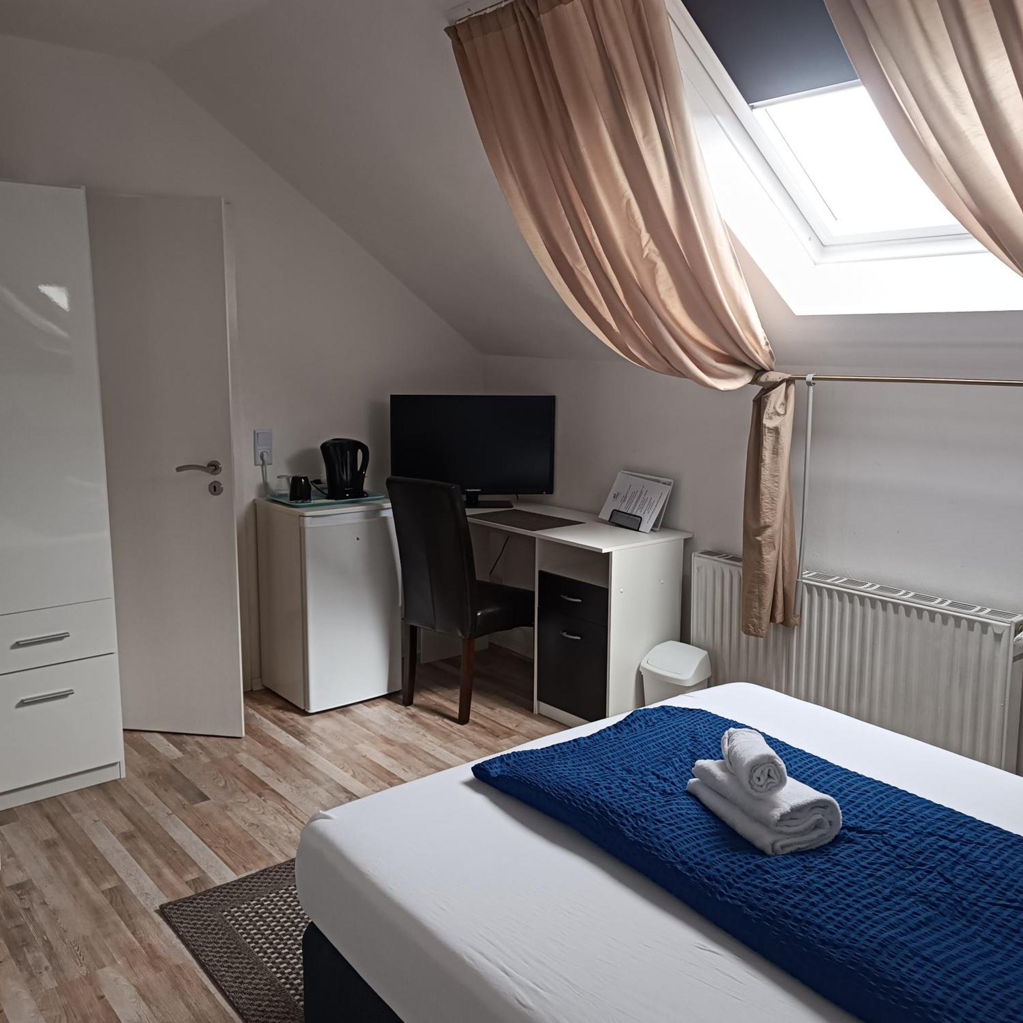 Hotel Hasselberg 카이저슬라우테른 외부 사진